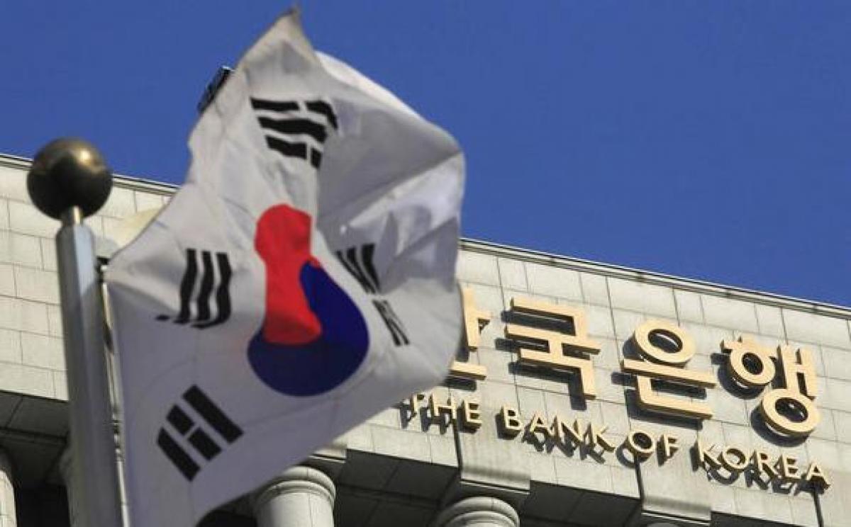 South Koreas Central bank cuts policy rate to all time low